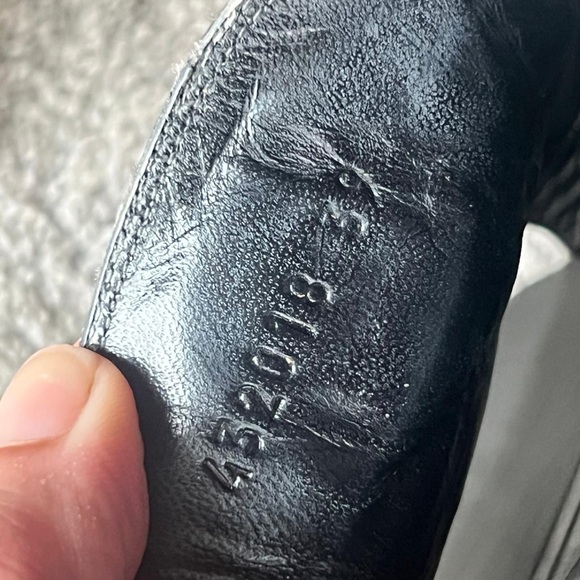 Authentic Gucci leather slide with crystals 432018 - Picture 10 of 15